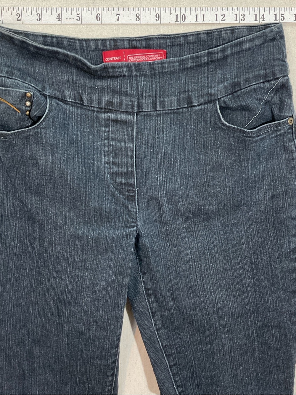 Contrast the original comfort pull on jeans(sz 5, fits like a 10) A++
